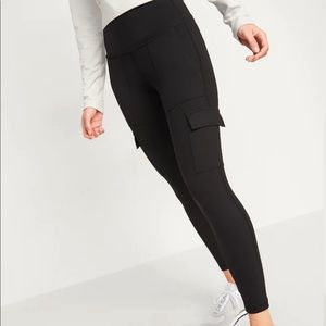 High-Waisted Elevate Cargo 7/8Compression Leggings